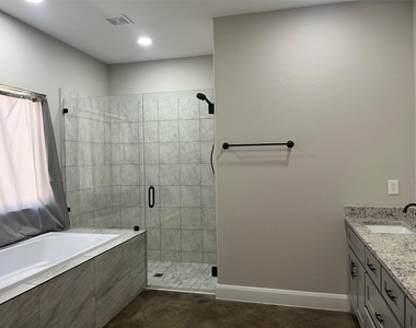 30023 Rosebud Street - Photo Thumbnail 14
