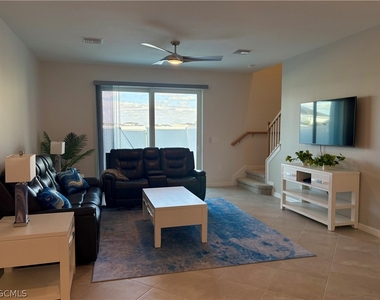 44076 Bellamy Place - Photo Thumbnail 4