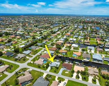 5036 Sw 9th Place - Photo Thumbnail 1