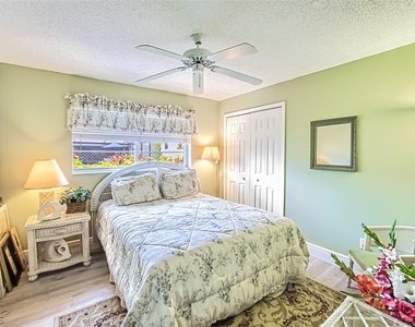 5036 Sw 9th Place - Photo Thumbnail 28