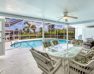 5036 Sw 9th Place - Photo Thumbnail 19