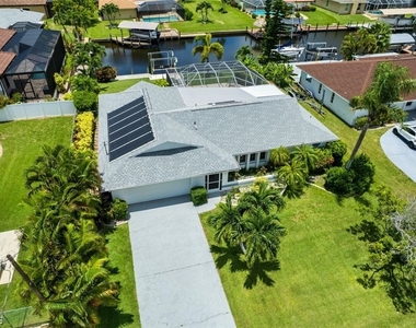 5036 Sw 9th Place - Photo Thumbnail 3