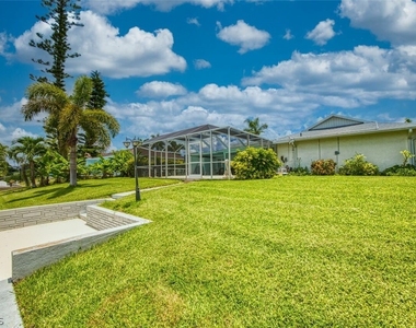 5036 Sw 9th Place - Photo Thumbnail 33