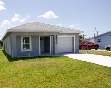3428 Jeffcott Street - Photo Thumbnail 3