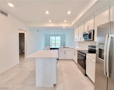 15285 Green Acres - Photo Thumbnail 3