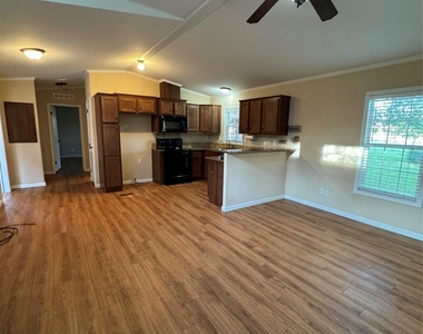 13338 Longstreet - Photo Thumbnail 5
