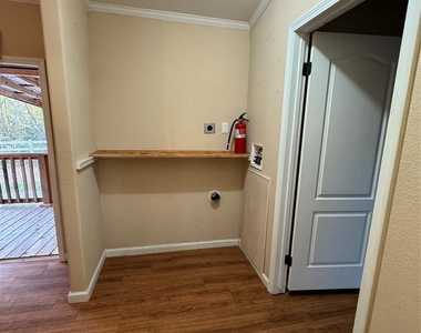 13338 Longstreet - Photo Thumbnail 7