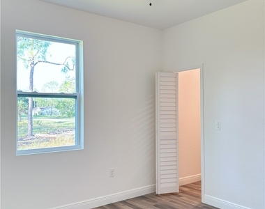 1422 Highland Avenue - Photo Thumbnail 7