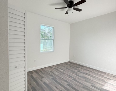 1422 Highland Avenue - Photo Thumbnail 9
