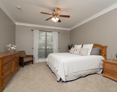 2299 Lone Star Drive - Photo Thumbnail 6