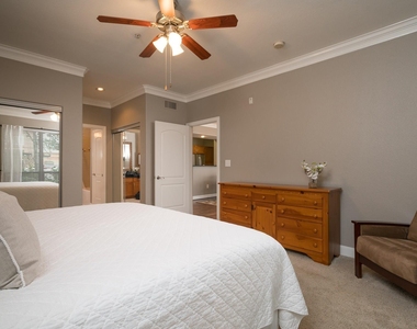2299 Lone Star Drive - Photo Thumbnail 7