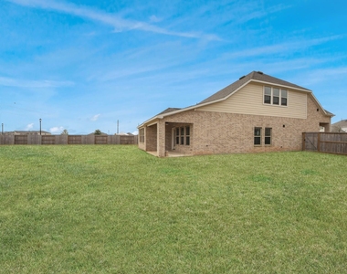 804 Lake Lacosta Drive - Photo Thumbnail 28