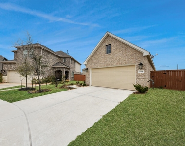 804 Lake Lacosta Drive - Photo Thumbnail 1