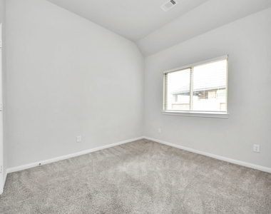 804 Lake Lacosta Drive - Photo Thumbnail 23