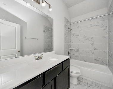 804 Lake Lacosta Drive - Photo Thumbnail 20