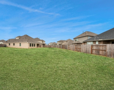 804 Lake Lacosta Drive - Photo Thumbnail 27