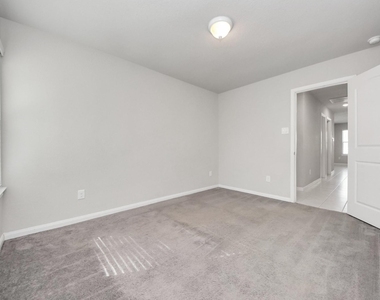 14790 Bowie Lane - Photo Thumbnail 9