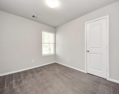 14790 Bowie Lane - Photo Thumbnail 15