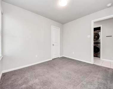 14790 Bowie Lane - Photo Thumbnail 17