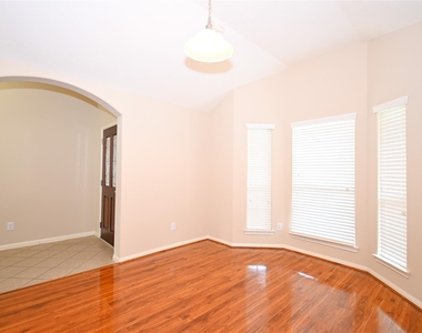 3507 Lilac Ranch Drive - Photo Thumbnail 8