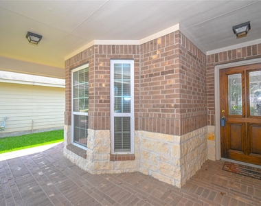 3507 Lilac Ranch Drive - Photo Thumbnail 4