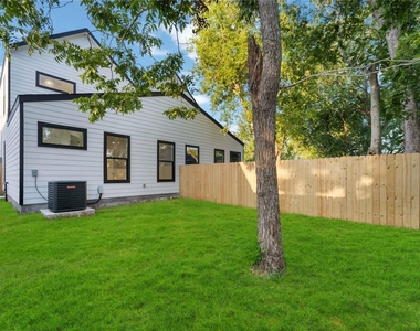4353 Aledo Street - Photo Thumbnail 17