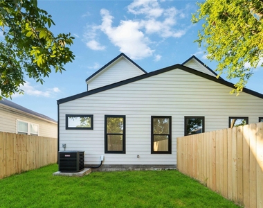 4353 Aledo Street - Photo Thumbnail 16