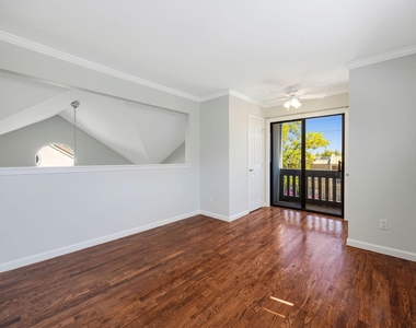 1114 Augusta Drive - Photo Thumbnail 14