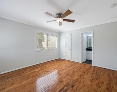 1114 Augusta Drive - Photo Thumbnail 12