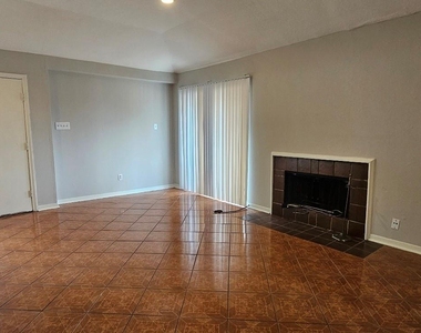 11507 Nobility Drive - Photo Thumbnail 2