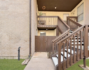 1500 Bay Area Boulevard - Photo Thumbnail 12