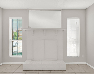 1500 Bay Area Boulevard - Photo Thumbnail 2