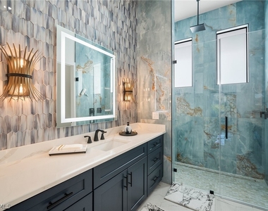 930 Sycamore Court - Photo Thumbnail 16