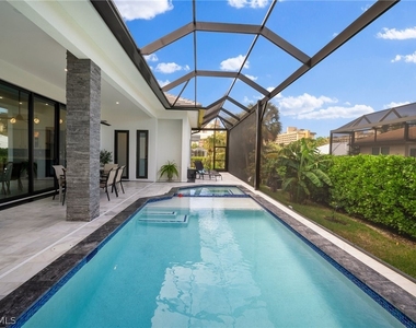 930 Sycamore Court - Photo Thumbnail 33
