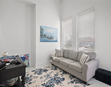 930 Sycamore Court - Photo Thumbnail 25