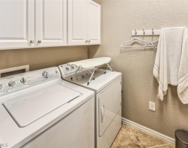 9107 Napoli Court - Photo Thumbnail 24