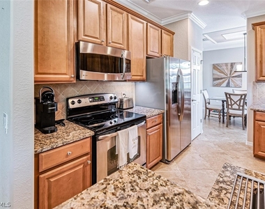 9107 Napoli Court - Photo Thumbnail 9
