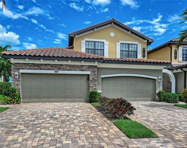 9107 Napoli Court - Photo Thumbnail 3