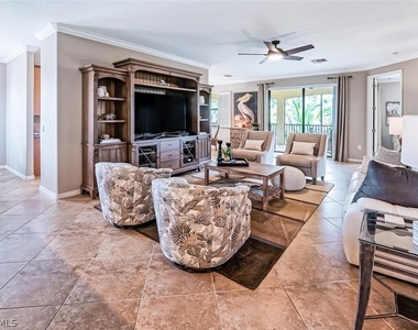9107 Napoli Court - Photo Thumbnail 6