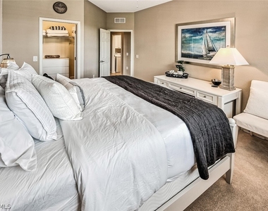 9107 Napoli Court - Photo Thumbnail 21