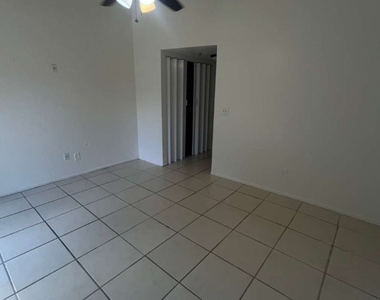 3838 Madison Avenue - Photo Thumbnail 4