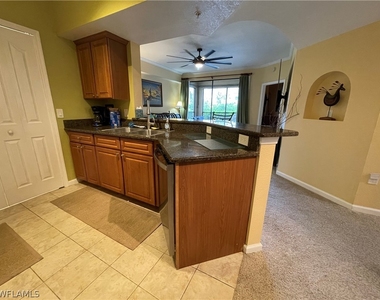 12920 Positano Circle - Photo Thumbnail 6