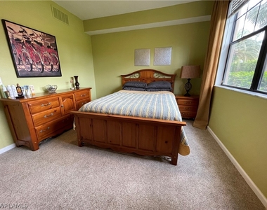 12920 Positano Circle - Photo Thumbnail 16