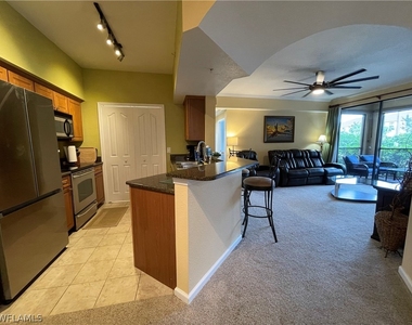 12920 Positano Circle - Photo Thumbnail 4