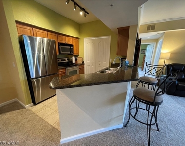 12920 Positano Circle - Photo Thumbnail 5