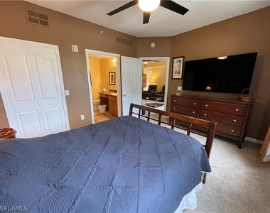 12920 Positano Circle - Photo Thumbnail 11
