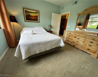 12920 Positano Circle - Photo Thumbnail 18