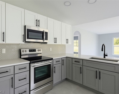 116 Ridgemont Drive - Photo Thumbnail 9