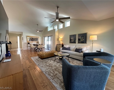 829 Reef Point Circle - Photo Thumbnail 8
