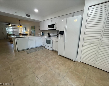 28940 Bermuda Pointe Circle - Photo Thumbnail 8